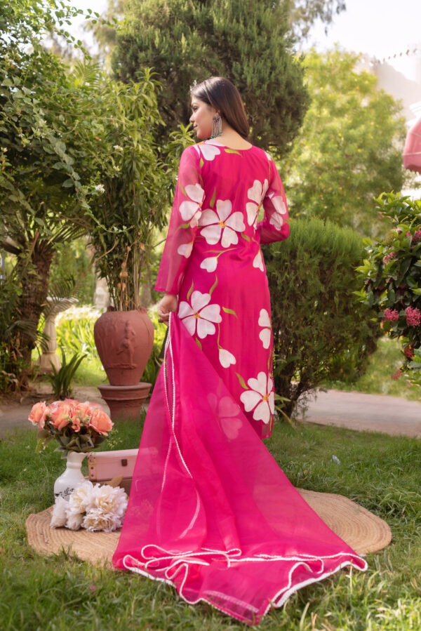 Pink Floral Straight Kurta Set. - Image 4