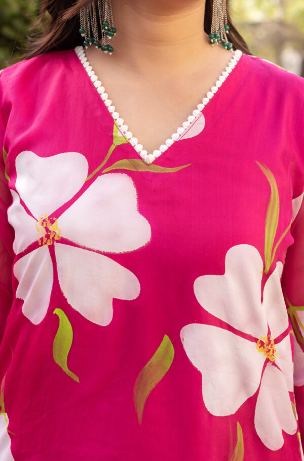 Pink Floral Straight Kurta Set. - Image 5