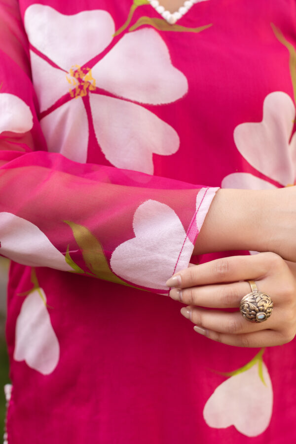 Pink Floral Straight Kurta Set. - Image 6