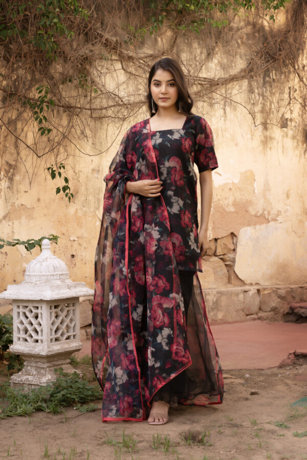 Red & Black Floral Printed Short Kurta With Sharara Set - Image 3