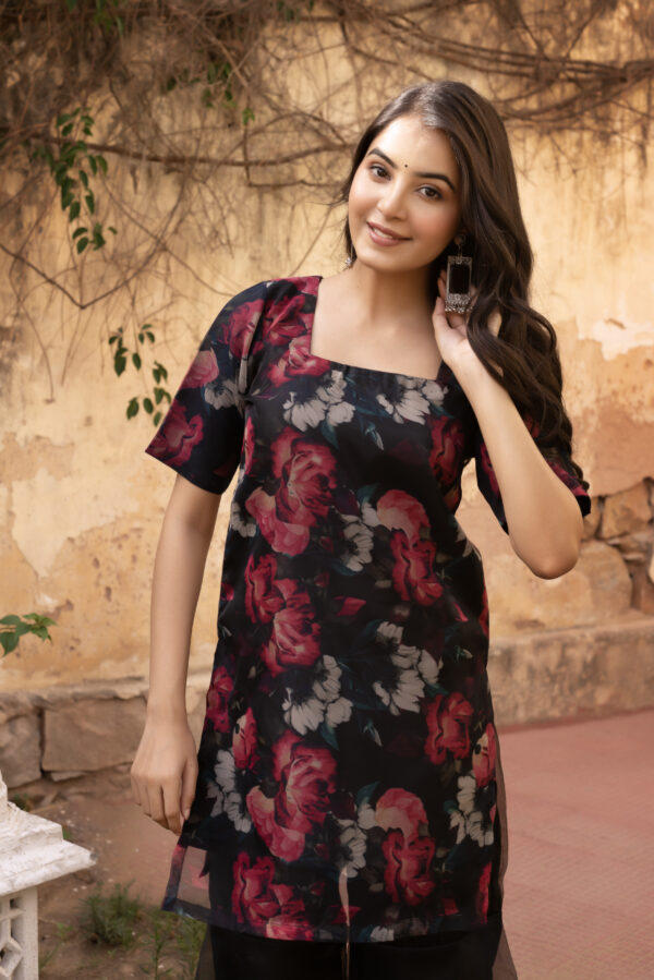 Red & Black Floral Printed Short Kurta With Sharara Set - Image 4