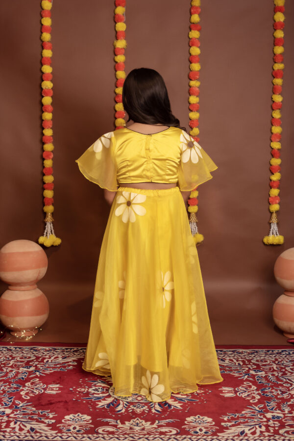 Tyohaar Kids Mustard Yellow Organza Lehanga  Set - Image 5