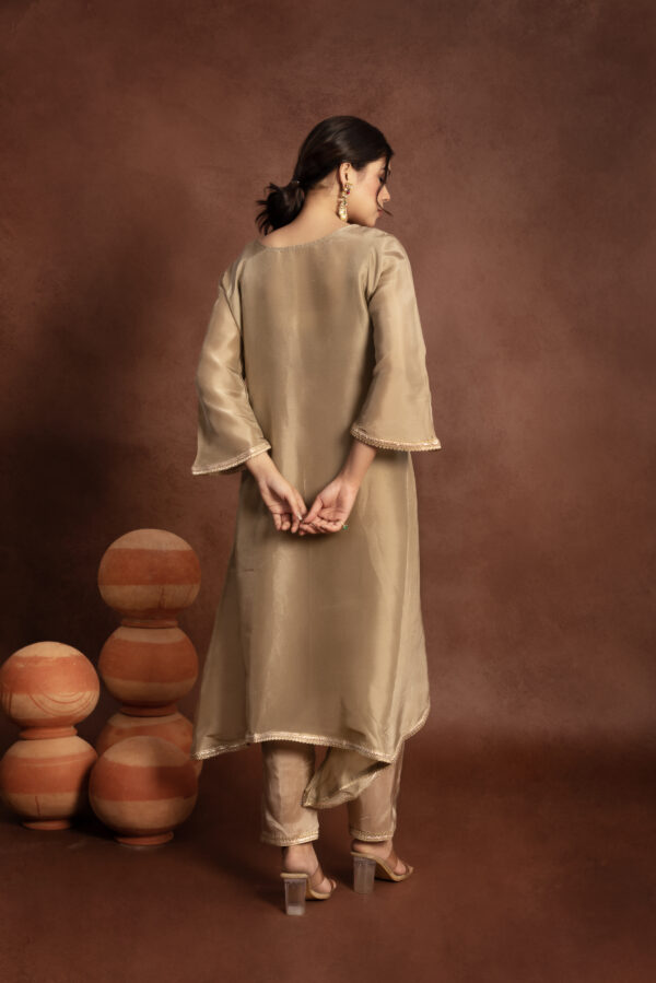 Tyohaar Beige Silk Noor Set - Image 7
