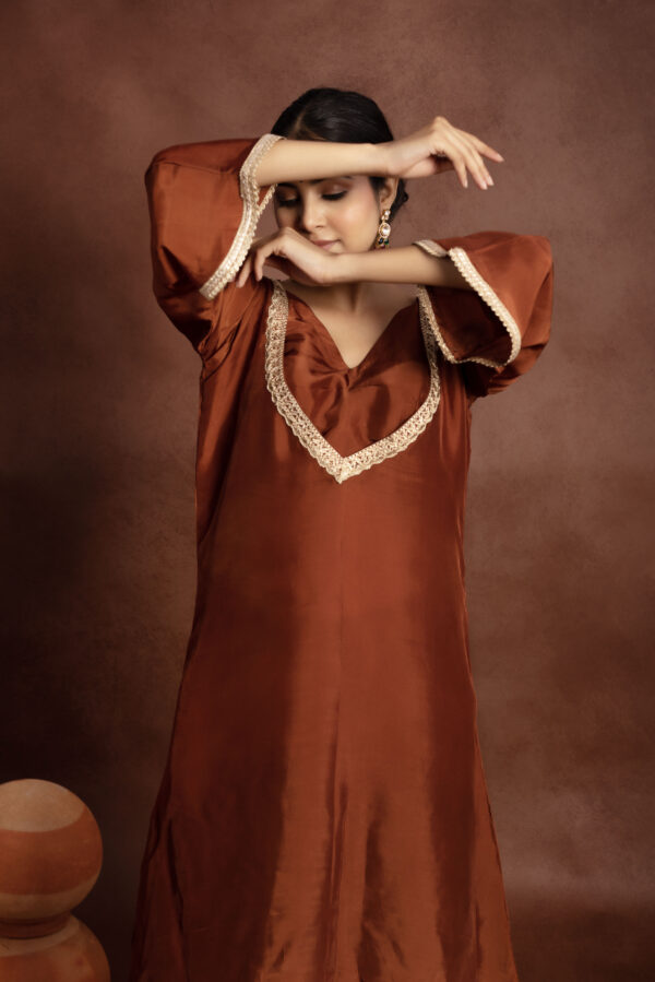 Tyohaar Brown Silk Noor Set - Image 3