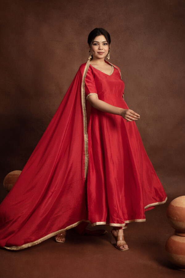 Tyohaar Red Silk Anarkali set - Image 4