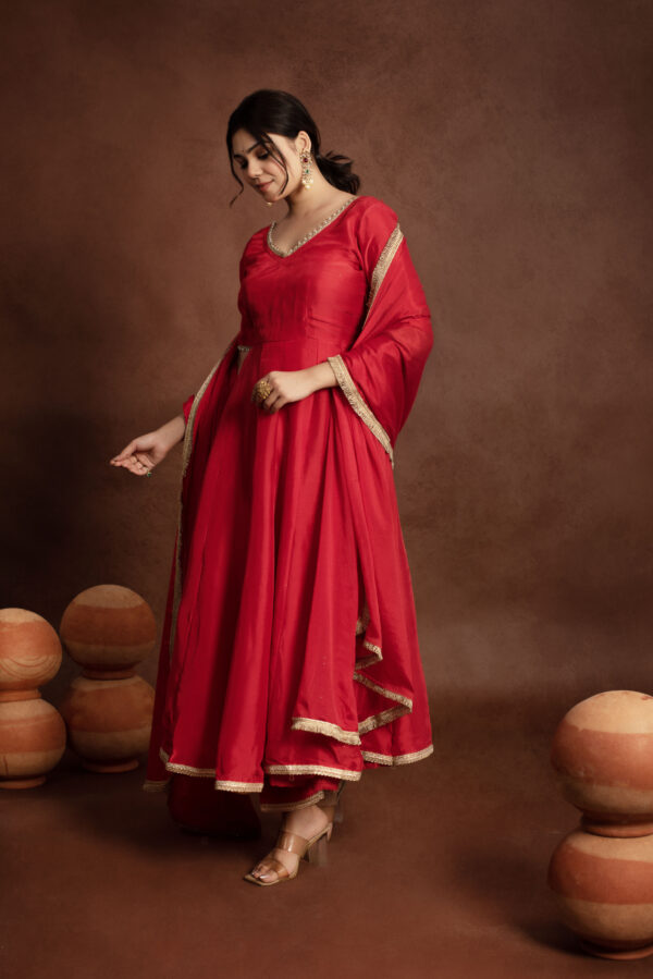 Tyohaar Red Silk Anarkali set - Image 3
