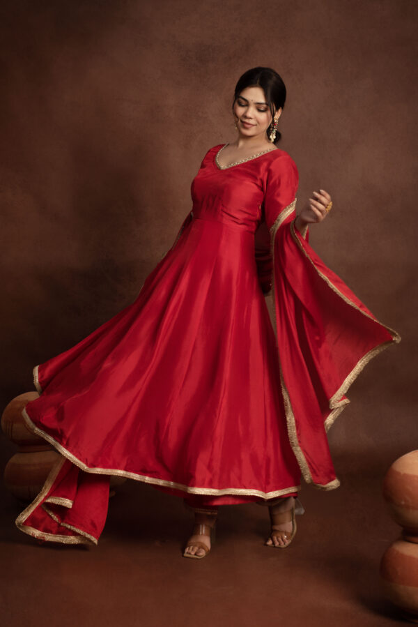 Tyohaar Red Silk Anarkali set - Image 2