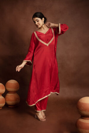 Tyohaar Red Silk Noor Set