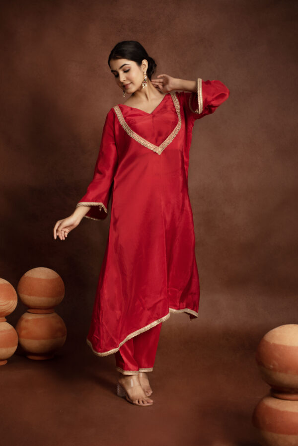 Tyohaar Red Silk Noor Set