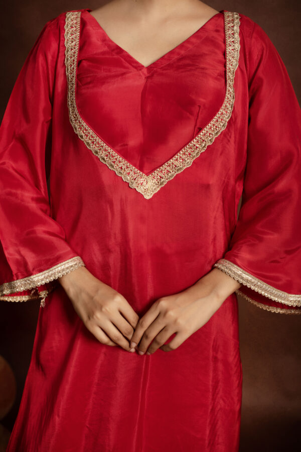 Tyohaar Red Silk Noor Set - Image 4